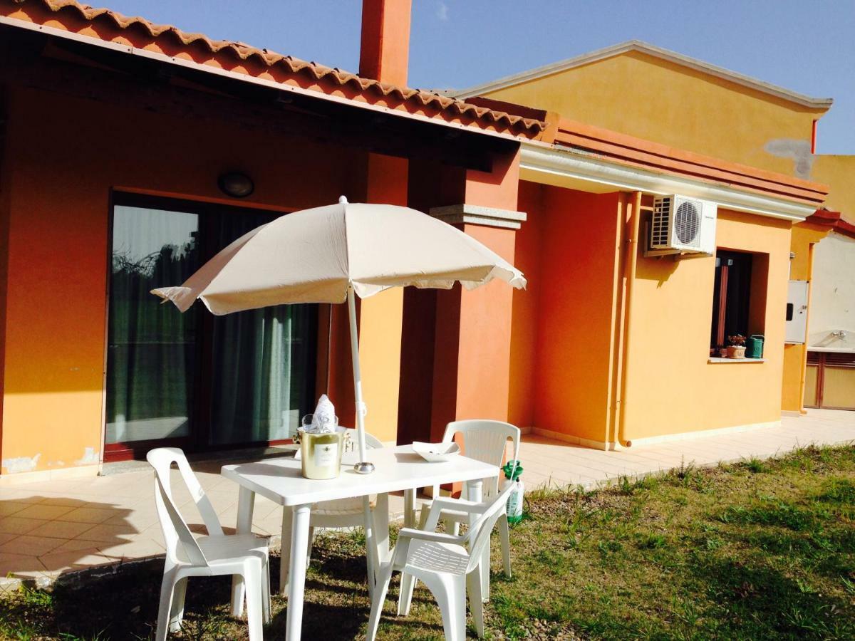 Villa Aurora Chia Exterior foto